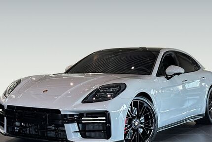 Porsche Panamera 7.900 km 174.880 € Freiburg 79115