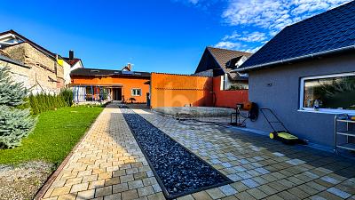 FAMILIENFREUNDLICH, NACHHALTIG UND GRENZNAH - Haus Sasbach am Kaiserstuhl | Angebot:26643931
