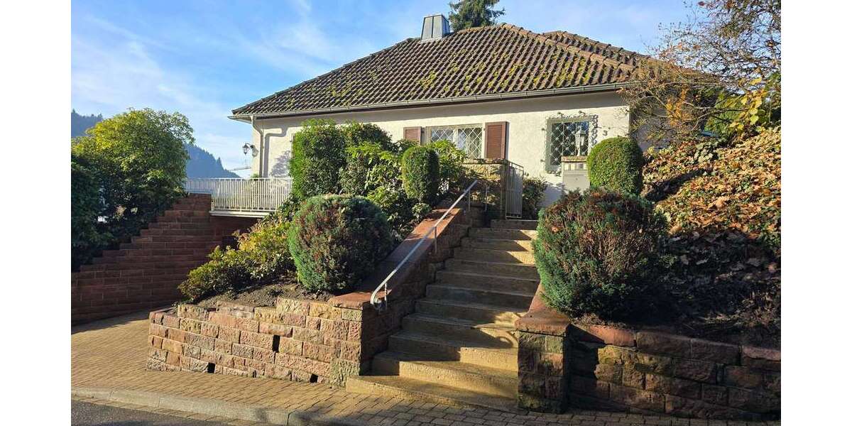 Einfamilienhaus Freiburg im Breisgau Günterstal - 6.5 Zimmer, 185 m&sup2;, 2.195.000&euro; | Angebot:25052948