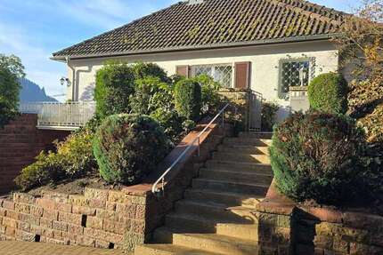 Haus Freiburg im Breisgau Günterstal - 6.5 Zimmer, 185 m&sup2;, 2.195.000&euro; | Angebot:25052948