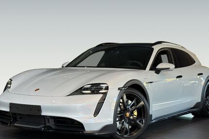 Porsche Taycan 11.900 km 102.880 € Freiburg 79115