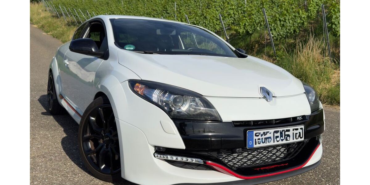 Renault Megane 155.000 km 14.990 &euro; Ebringen 79285