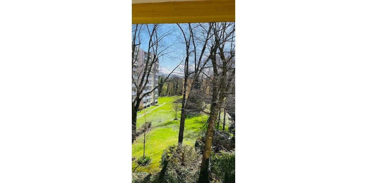 Etagenwohnung Freiburg im Breisgau Betzenhausen - 4 Zimmer, 93 m&sup2;, 270.000&euro; | Angebot:25722014
