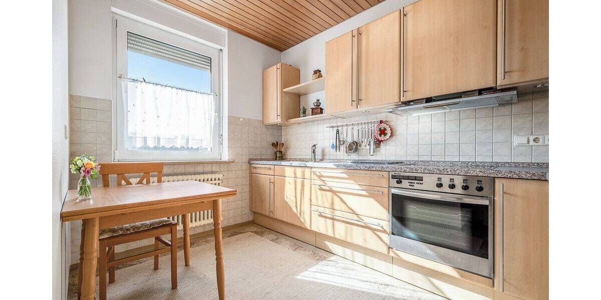 Mehrfamilienhaus, Wohnhaus Freiburg im Breisgau Zähringen - 1 Zimmer, 179 m&sup2;, 725.000&euro; | Angebot:26138875