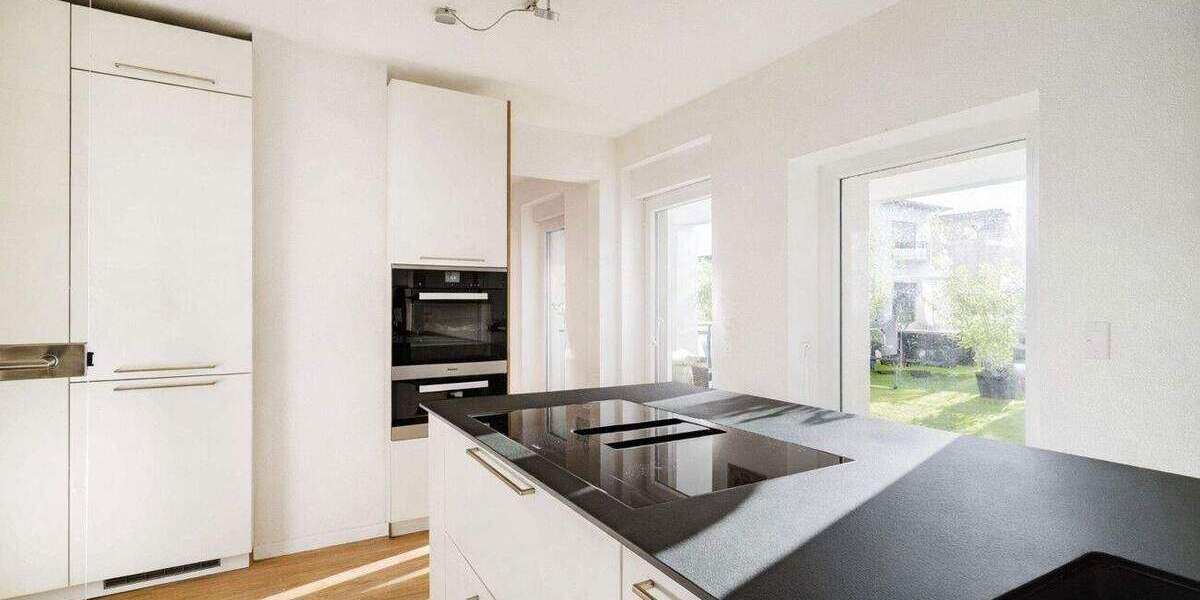 Mehrfamilienhaus, Wohnhaus Waldkirch - 7 Zimmer, 247 m&sup2;, 867.000&euro; | Angebot:25877351