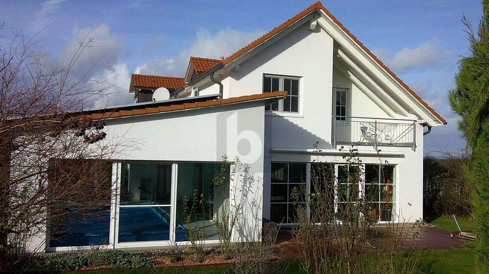 Einfamilienhaus Müllheim - 6 Zimmer, 245 m&sup2;, 1.099.000&euro; | Angebot:26920735