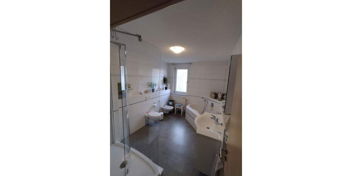 Doppelhaushälfte Umkirch - 7 Zimmer, 220 m&sup2;, 699.000&euro; | Angebot:24763429