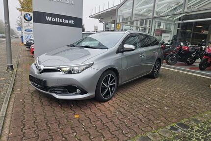 Toyota Auris Touring Sports
