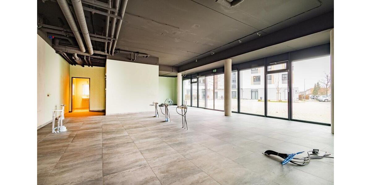 Gewerbeobjekt Freiburg im Breisgau Haslach - 2.000&euro; | Angebot:22448983