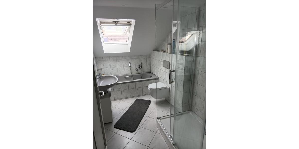 Dachgeschoßwohnung Breisach am Rhein - 3 Zimmer, 68 m&sup2;, 205.000&euro; | Angebot:27286887