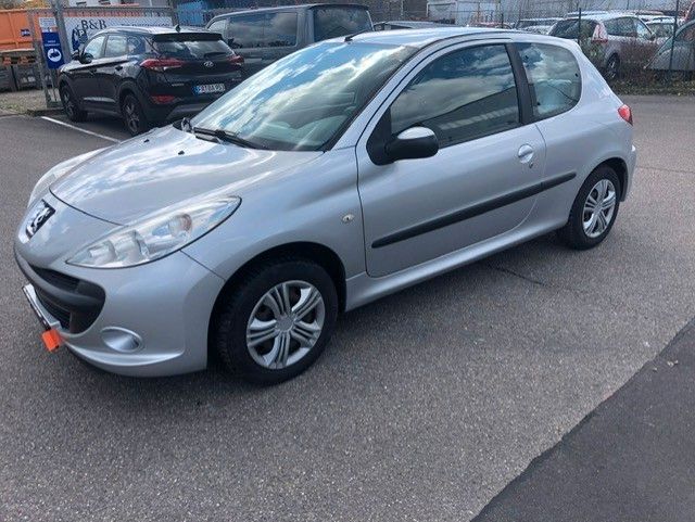 Peugeot 206 175.158 km 1.199 &euro; Freiburg 79102