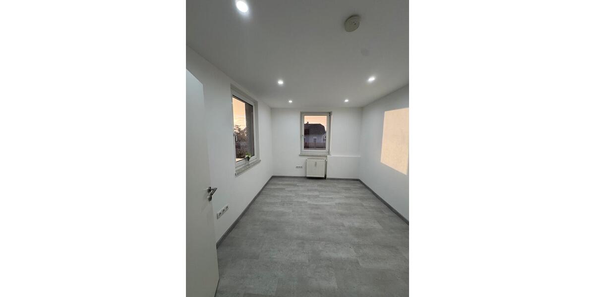 Etagenwohnung Eschbach - 6 Zimmer, 154 m&sup2;, 350.000&euro; | Angebot:25895206