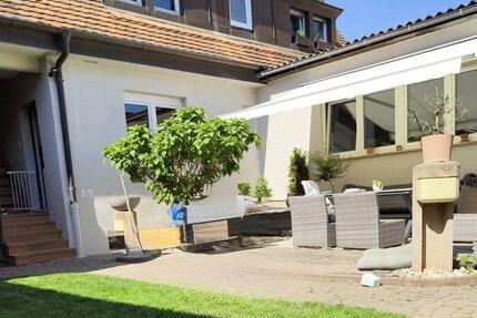 Haus Breisach am Rhein - 8 Zimmer, 224 m&sup2;, 695.000&euro; | Angebot:24346759