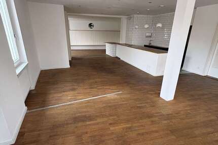 Gewerbeobjekt Teningen - 1.600&euro; | Angebot:27056471