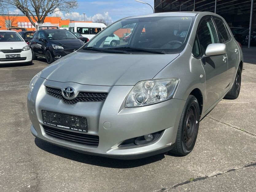 Toyota Auris 182.553 km 4.299 € Herbolzheim 79336