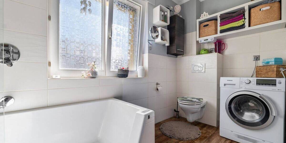 Reihenendhaus Kirchzarten - 7 Zimmer, 167 m&sup2;, 919.000&euro; | Angebot:26686413
