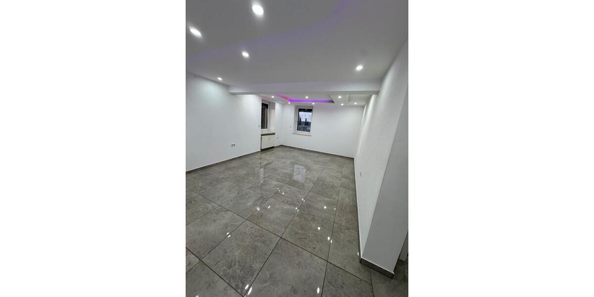 Etagenwohnung Eschbach - 6 Zimmer, 154 m&sup2;, 350.000&euro; | Angebot:25895206