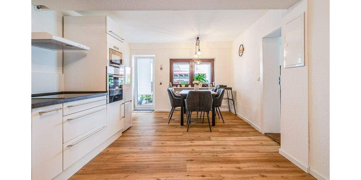 Mehrfamilienhaus, Wohnhaus Bad Krozingen - 1 Zimmer, 302 m&sup2;, 873.000&euro; | Angebot:25678413