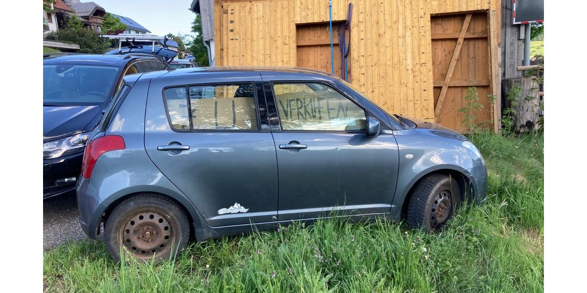 Suzuki Swift 158.900 km 2.800 &euro; Bernau 79872