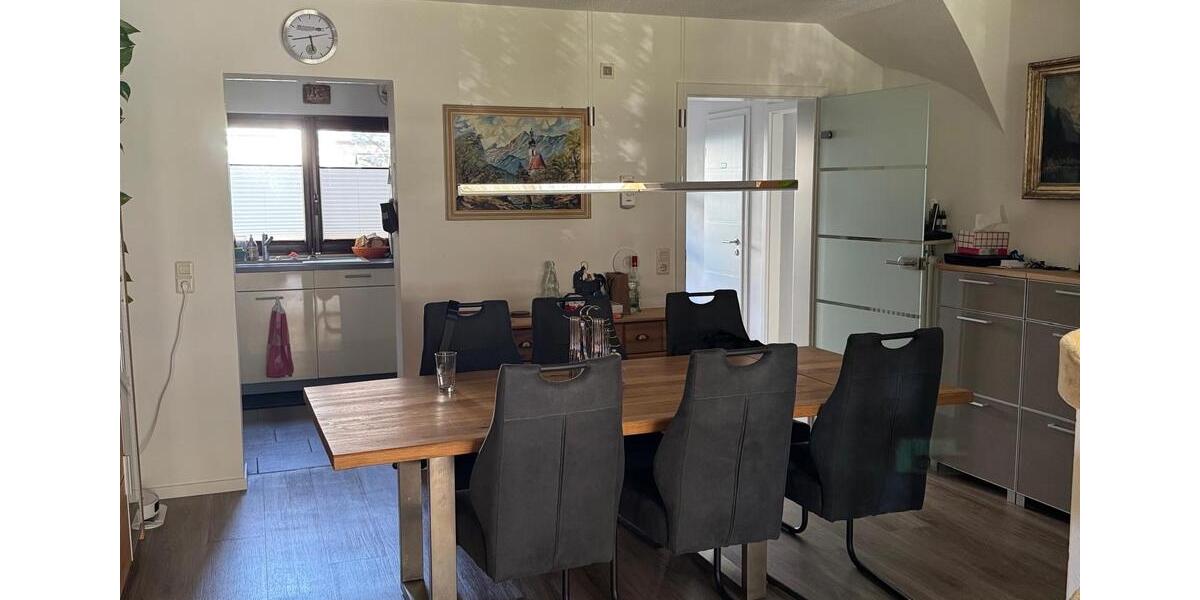 Reihenhaus Freiburg im Breisgau Betzenhausen - 6 Zimmer, 144 m&sup2;, 685.000&euro; | Angebot:26110426