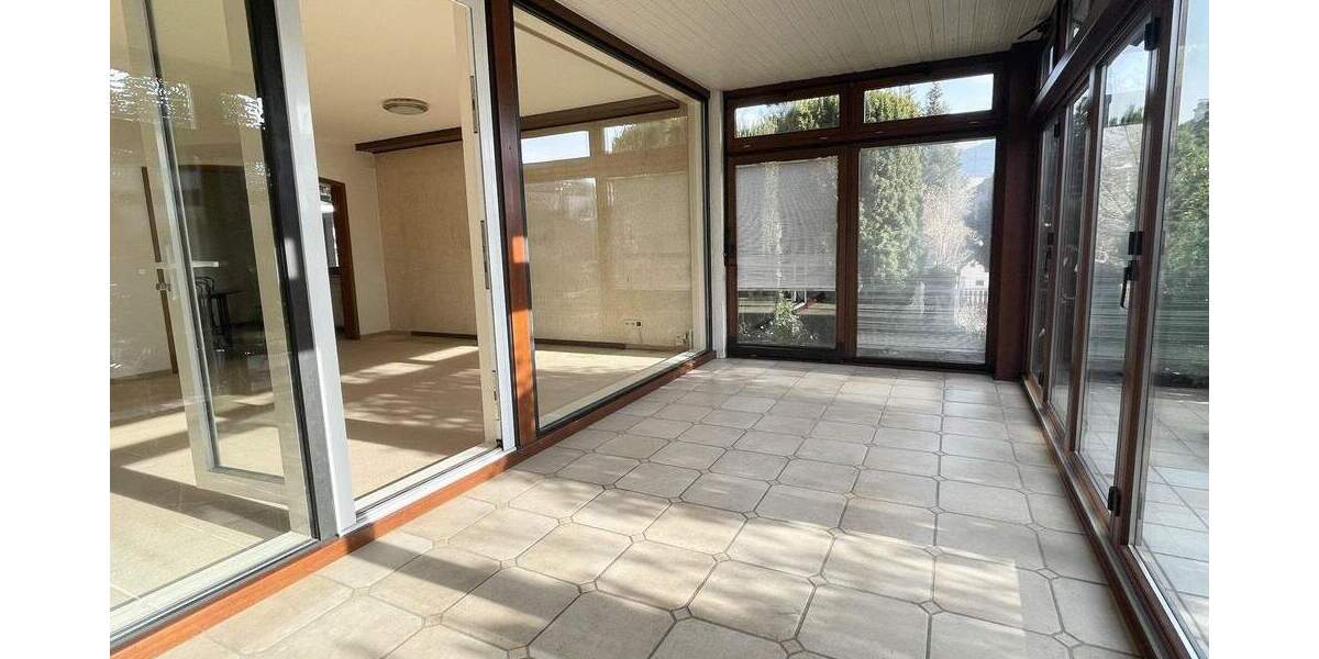 Einfamilienhaus Müllheim - 5 Zimmer, 185 m&sup2;, 650.000&euro; | Angebot:25669597