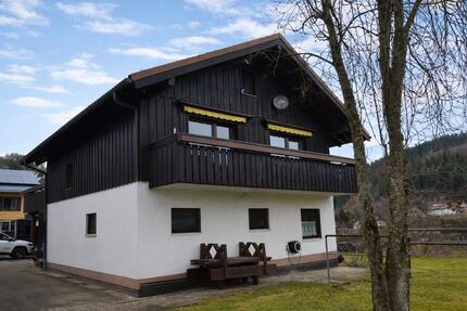 Haus Titisee-Neustadt Neustadt - 5 Zimmer, 160 m&sup2;, 400.000&euro; | Angebot:26239397