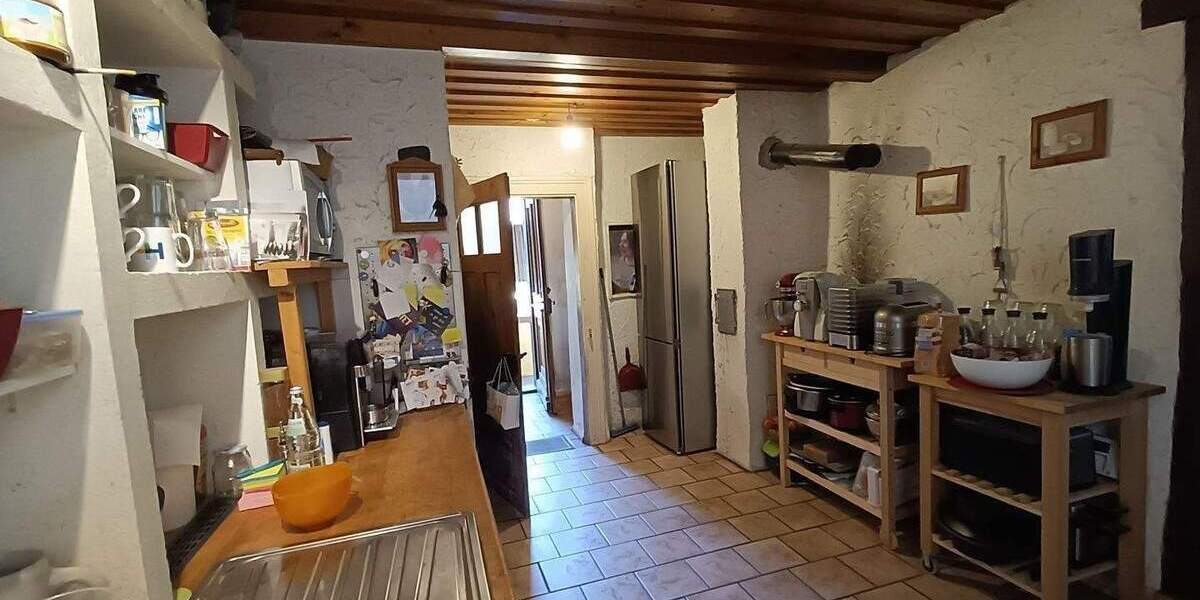 Mehrfamilienhaus, Wohnhaus Endingen Amoltern - 6 Zimmer, 200 m&sup2;, 375.000&euro; | Angebot:24435552