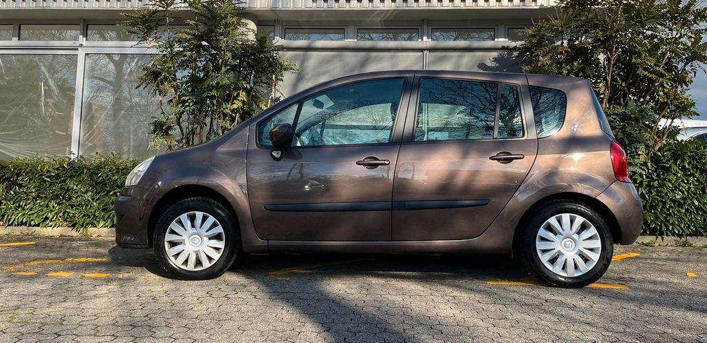 Renault Modus 78.102 km 5.000 &euro; Freiburg 79100
