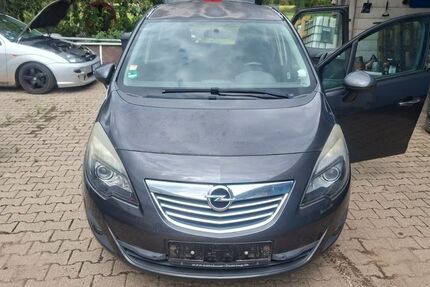 Opel Meriva 119.197 km 2.500 € Achkarren 79235