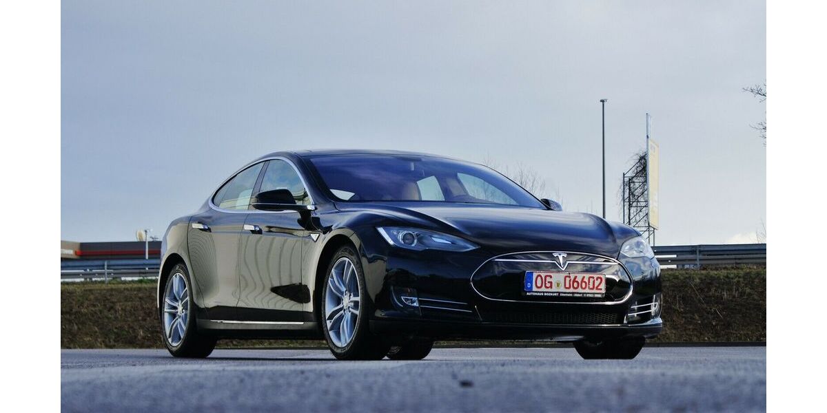 Tesla Model S 59.500 km 18.999 &euro; Ettenheim 77955