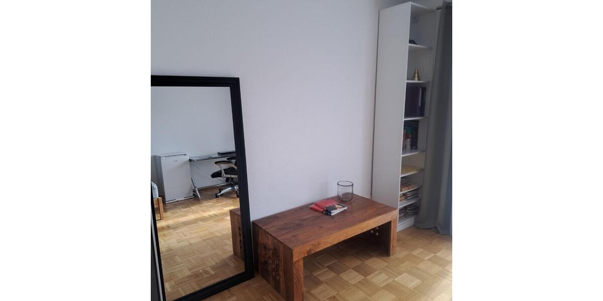 Helles, möbliertes WG-Zimmer mit Balkon – ab Dezember 1 zimmer