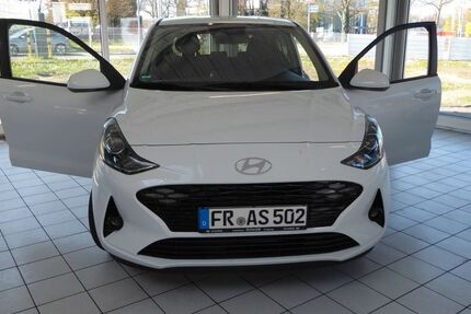 Hyundai i10 2.000 km 18.445 &euro; Freiburg 79106