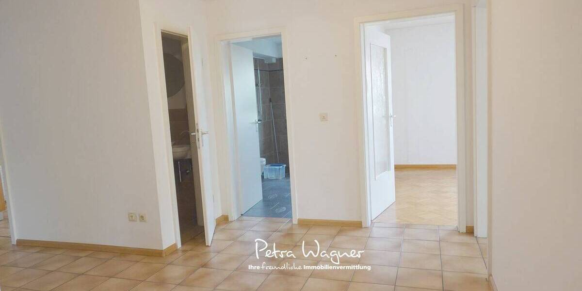 Etagenwohnung Schallstadt Mengen - 6 Zimmer, 166 m&sup2;, 578.000&euro; | Angebot:26470857