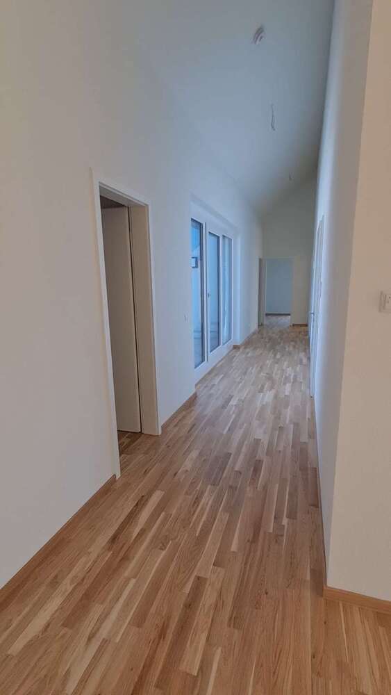 Wohnung zum Kaufen in March 680.000 € 111.86 m²