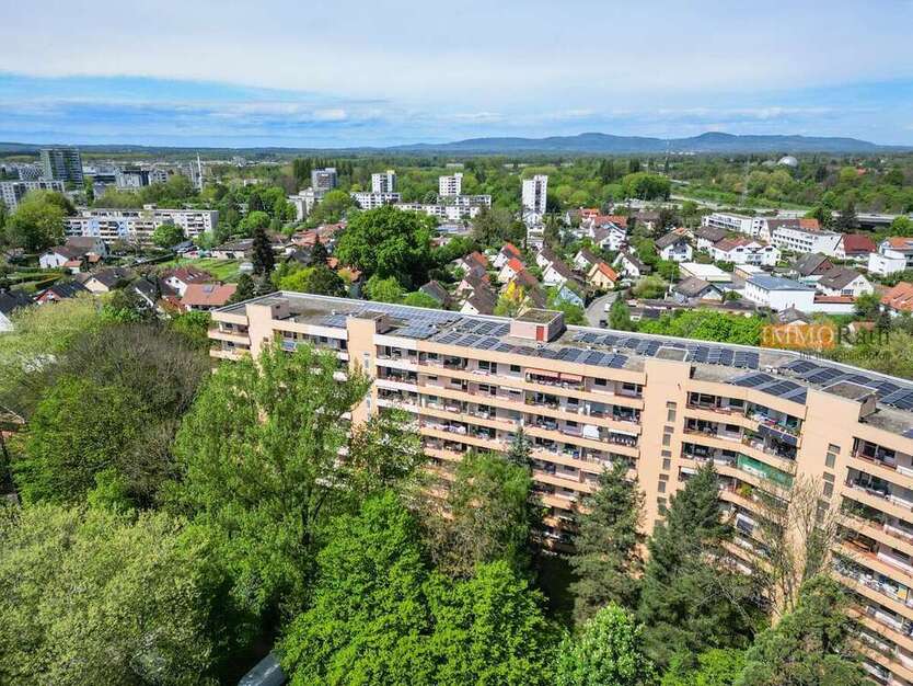 Wohnung zum Kaufen in Freiburg im Breisgau 379.000 € 93 m²