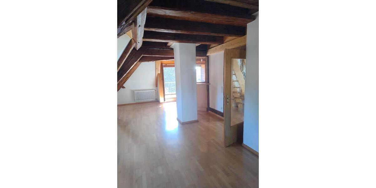 Dachgeschoßwohnung Sulzburg - 3 Zimmer, 87 m&sup2;, 1.050&euro; | Angebot:26414173