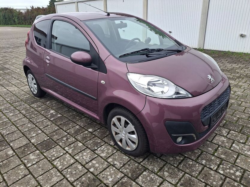 Peugeot 107 96.000 km 3.900 € Kenzingen 79341