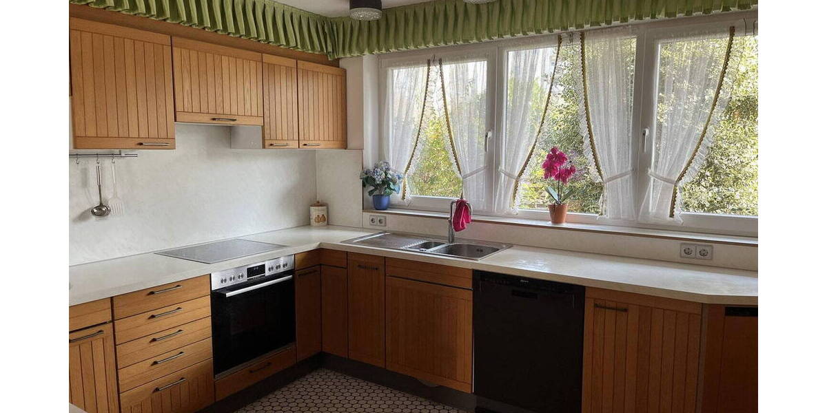 Einfamilienhaus Staufen - 5 Zimmer, 150 m&sup2;, 880.000&euro; | Angebot:26613368