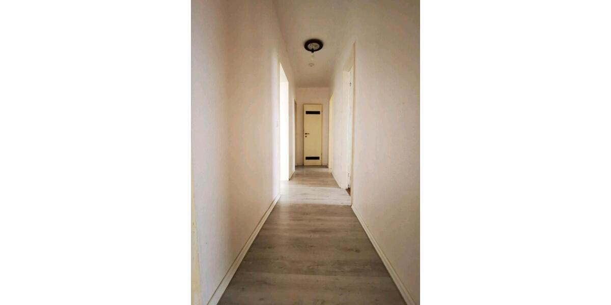 Etagenwohnung Heitersheim - 4.5 Zimmer, 90 m&sup2;, 187.500&euro; | Angebot:24751626