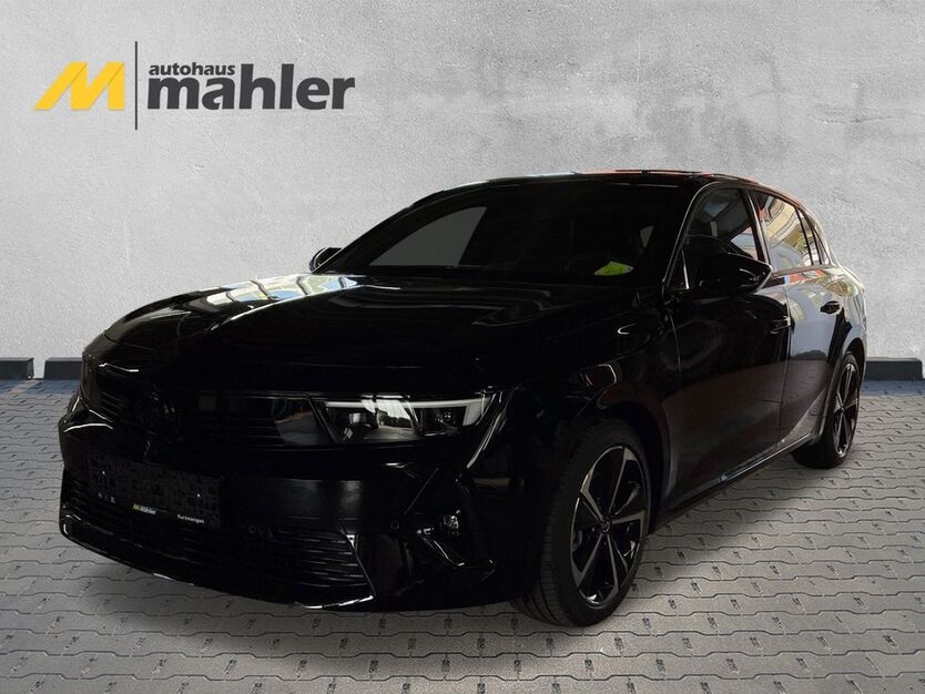 Opel Astra 12.000 km 31.490 € Furtwangen 78120