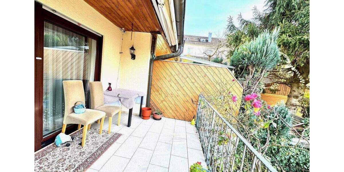 Doppelhaushälfte Ebringen - 8 Zimmer, 220 m&sup2;, 899.000&euro; | Angebot:25156148