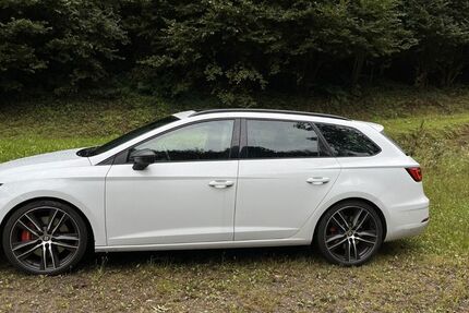 Seat Leon 105.000 km 19.000 &euro; Buchenbach 79256