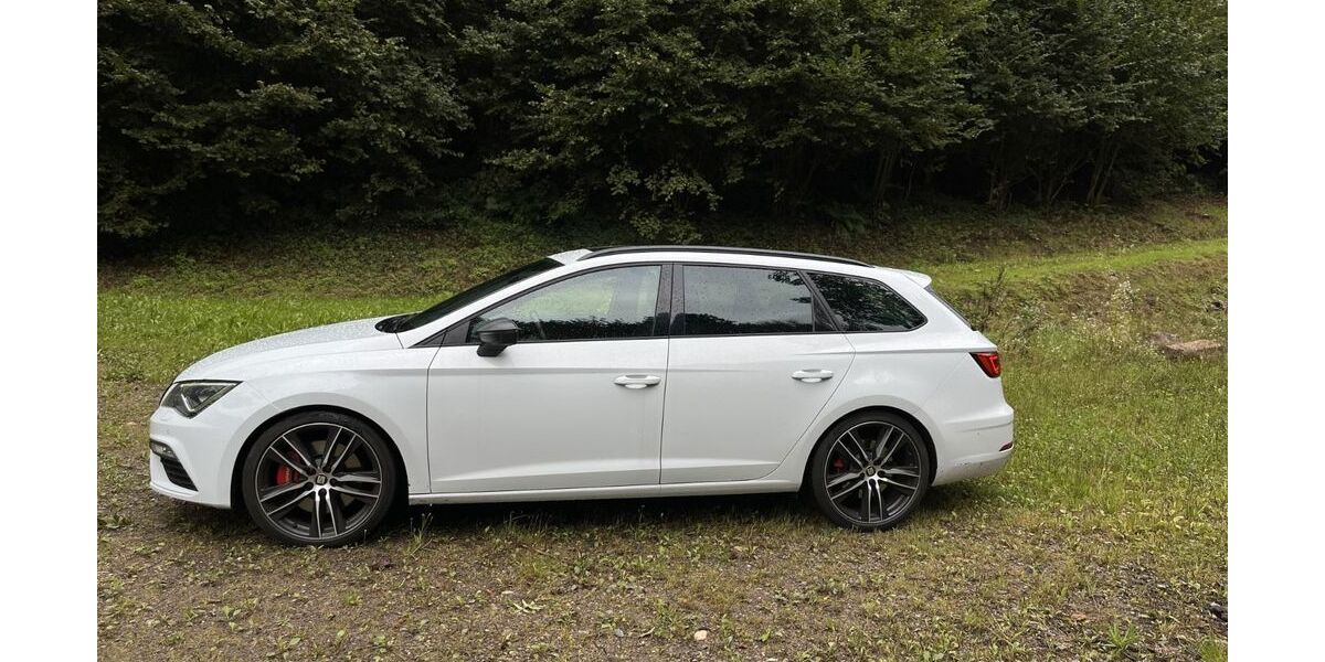 Seat Leon 105.000 km 19.000 &euro; Buchenbach 79256