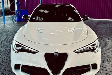Alfa Romeo Stelvio 60.800 km 34.900 &euro; Staufen 79219