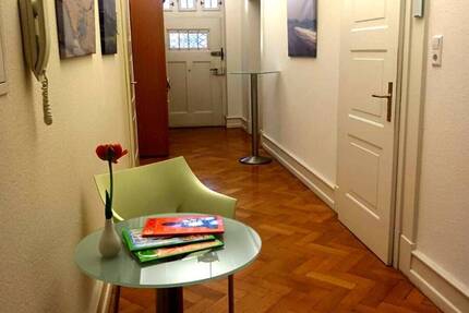 Gewerbeobjekt Freiburg im Breisgau Altstadt - 4 Zimmer, 110 m&sup2;, 2.260&euro; | Angebot:26515965
