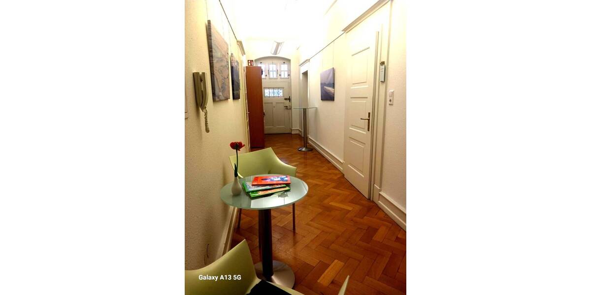 Gewerbeobjekt Freiburg im Breisgau Altstadt - 4 Zimmer, 110 m&sup2;, 2.260&euro; | Angebot:26515965