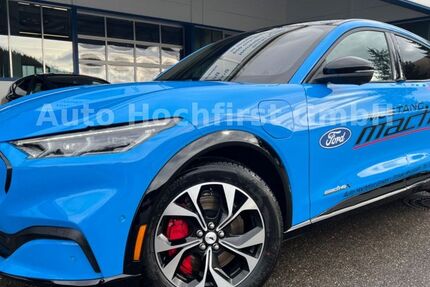 Ford Mustang Mach-E 21.500 km 39.150 &euro; Titisee Neustadt 79822