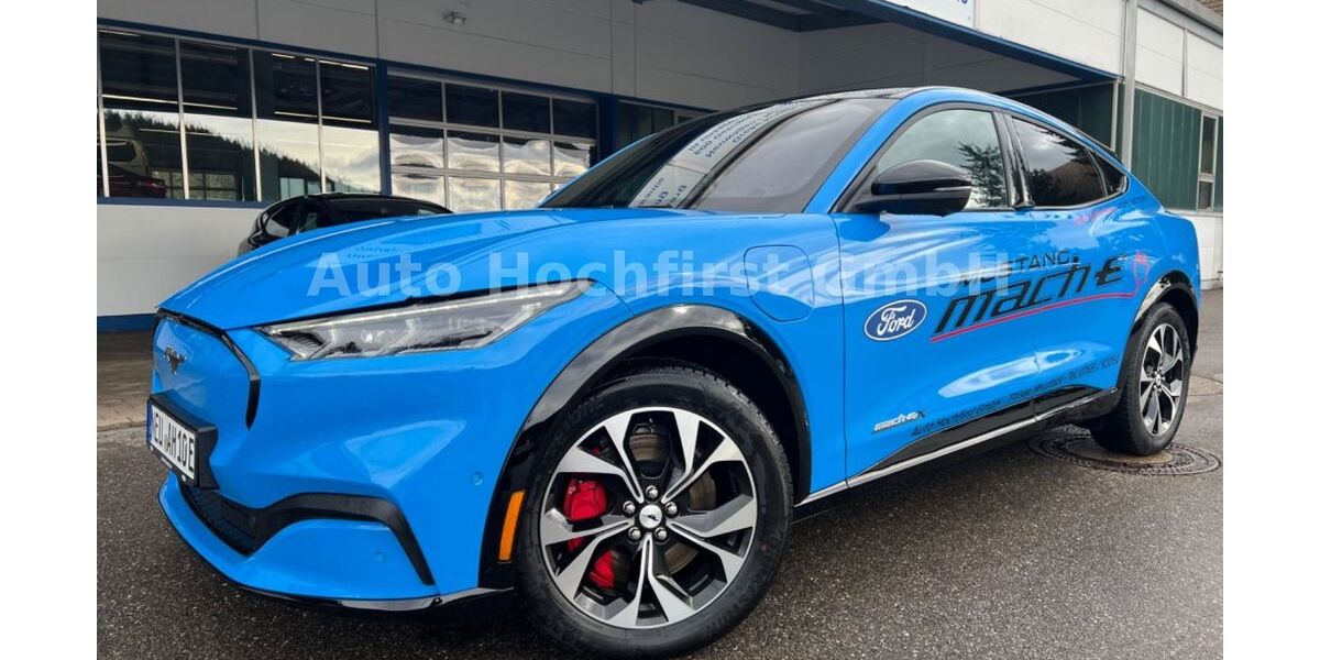 Ford Mustang Mach-E 21.500 km 39.150 &euro; Titisee Neustadt 79822