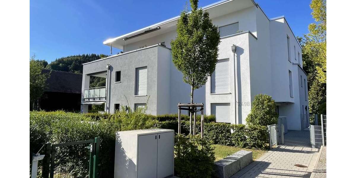 Etagenwohnung Freiburg Ebnet - 4 Zimmer, 130 m&sup2;, 2.340&euro; | Angebot:23110237