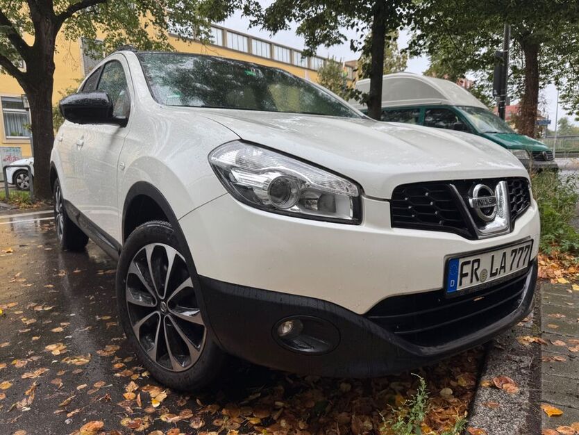 Nissan Qashqai+2 87.000 km 12.300 € Freiburg 79106